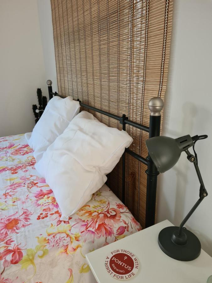 Great Canal Studio - Water View & Free Parking Amsterdam Exteriör bild